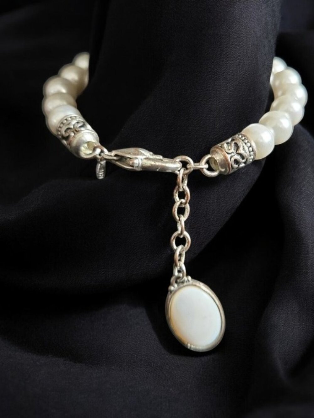 Vintage AVON Antiqued Silvertone and Pearl Beaded Adjustable Bracelet w Charm